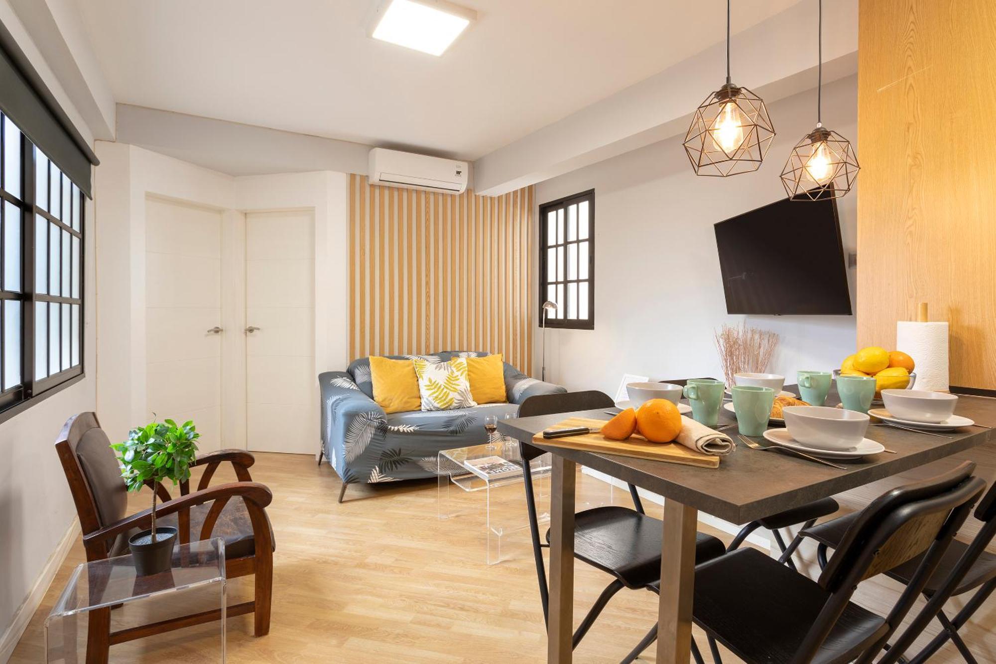 Coqueto Apartamento Junto A Calle Larios By Rent Me 马拉加 外观 照片